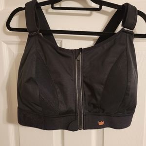 SheFit Ultimate Sports Bra 5Luxe NWT